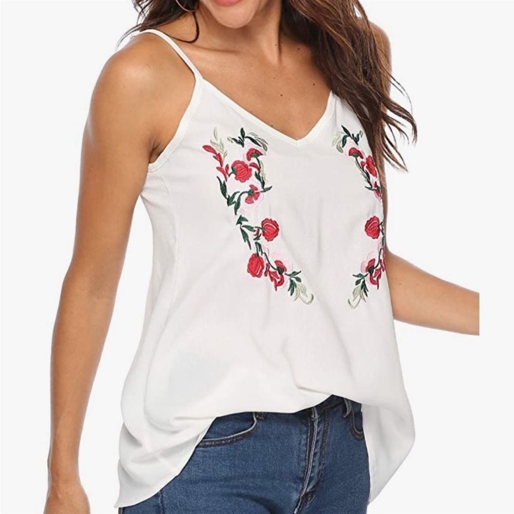 TECREW Floral Embroidered Tank Top